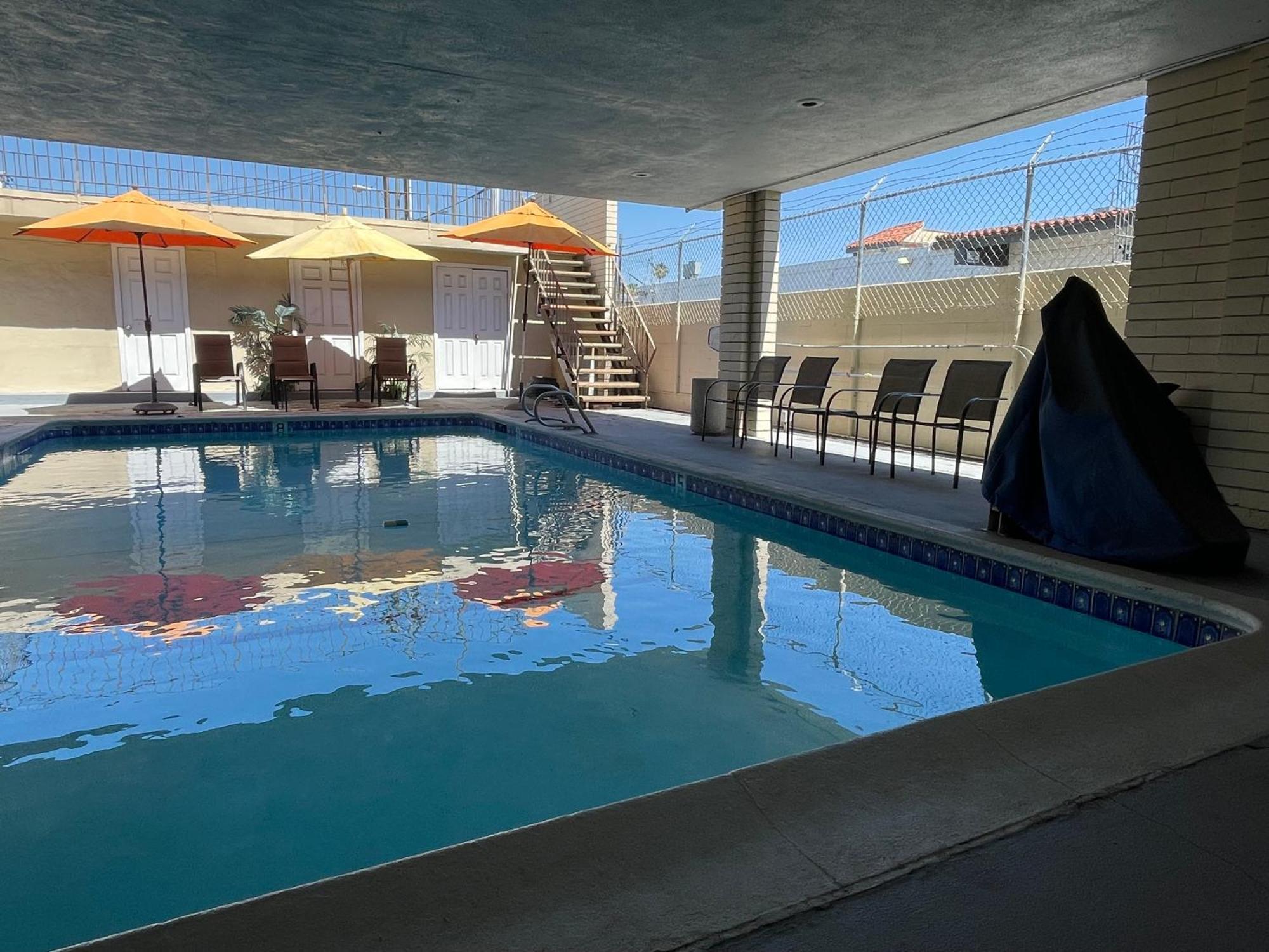 Grand Inn Фуллертон Екстер'єр фото